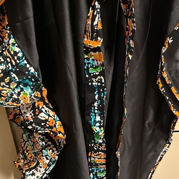 Declaj Clothing original black silky adire edge pullover dress/gown/kaftan. - Picture 6 of 12